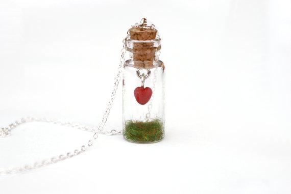 https://www.etsy.com/uk/listing/89662201/heart-in-jar-necklace-mothers-day-gift