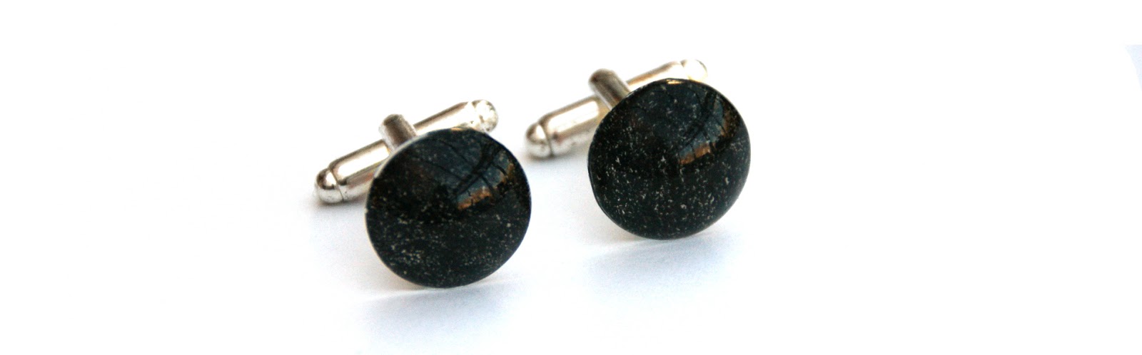 https://www.etsy.com/uk/listing/178922395/black-cufflinks-unisex-fathers-day